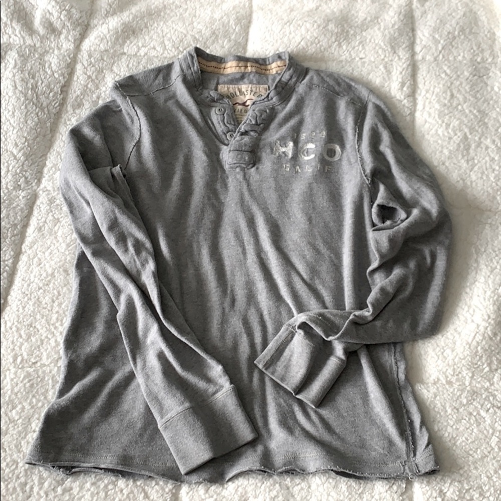 Men’s long sleeve shirt